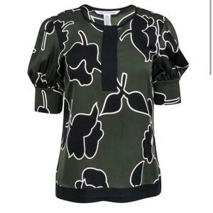 Diane Von Furstenberg Olive Green & Black Floral Print Silk Blouse size 6